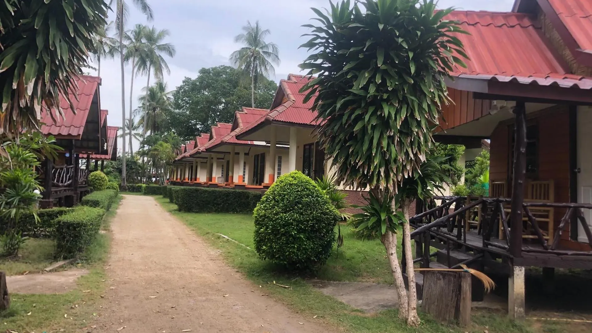 Moonwalk Lanta Resort Ko Lanta