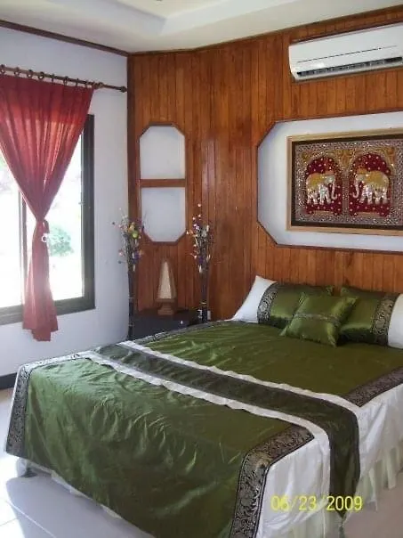 منتجع مونووك لانتا Ko Lanta 3*,