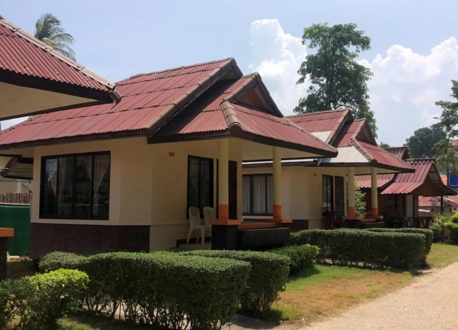 Moonwalk Lanta Resort Ko Lanta Thailand