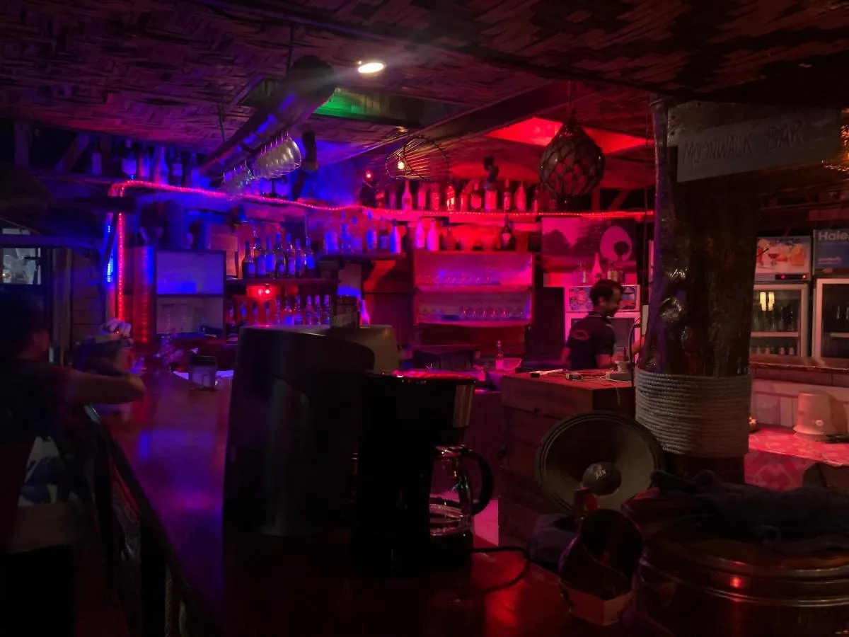 ***  Moonwalk Lanta Resort Ko Lanta Thailand